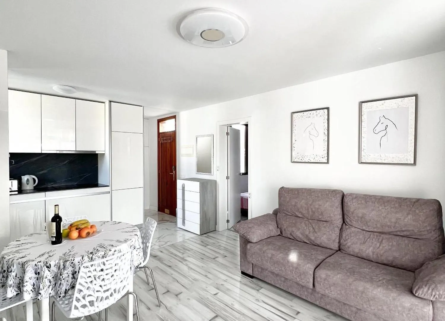 Modern Apartment Las Americas Troya Beach 阿德耶