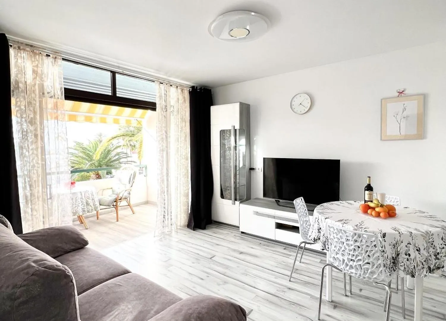 Modern Apartment Las Americas Troya Beach アデヘ 0*,  スペイン